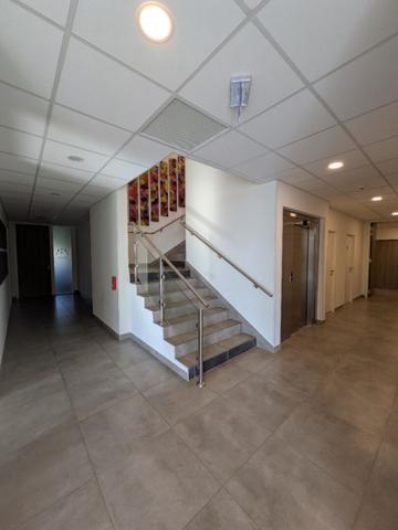 Plateau à aménager d'environ 60m²