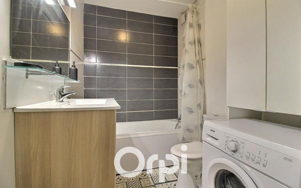 Appartement à vendre    1 pièce • 30 m2 Marseille 6