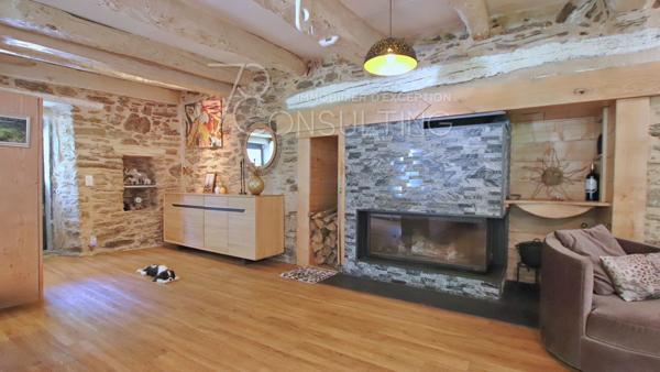VENTE TARN DANS UN HAMEAU DU SIDOBRE MAISON RÉNOVÉE