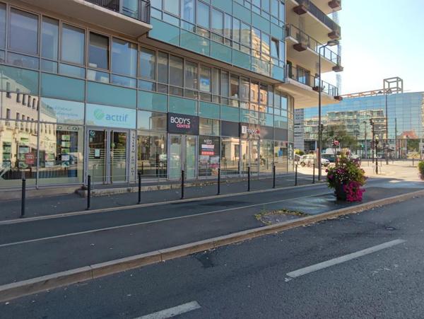 Location Local Commercial 94 59100 Roubaix 792335