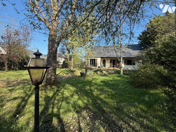 JUIGNE SUR LOIRE Maison 108 m² + 100 m² aménageables + sous-sol – Terrain 1091 m²