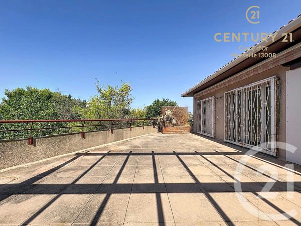 Appartement F5 à vendre  5 pièces - 185,32 m 2   MARSEILLE  - 13007
