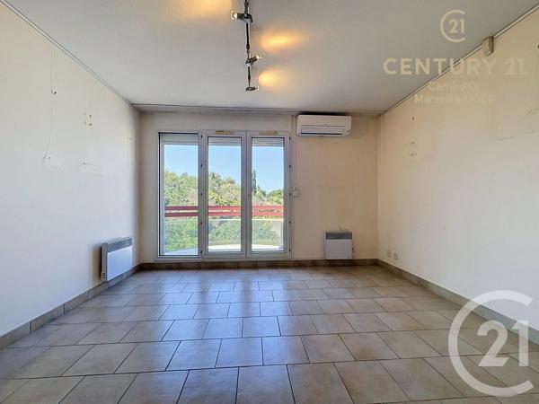 Appartement F5 à vendre  5 pièces - 185,32 m 2   MARSEILLE  - 13007