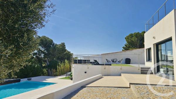 Appartement F5 à vendre  5 pièces - 185,32 m 2   MARSEILLE  - 13007