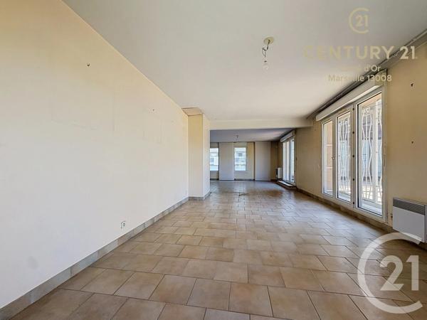 Appartement F5 à vendre  5 pièces - 185,32 m 2   MARSEILLE  - 13007