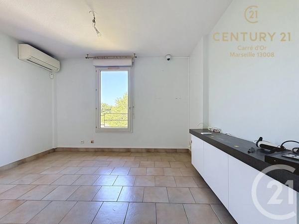Appartement F5 à vendre  5 pièces - 185,32 m 2   MARSEILLE  - 13007