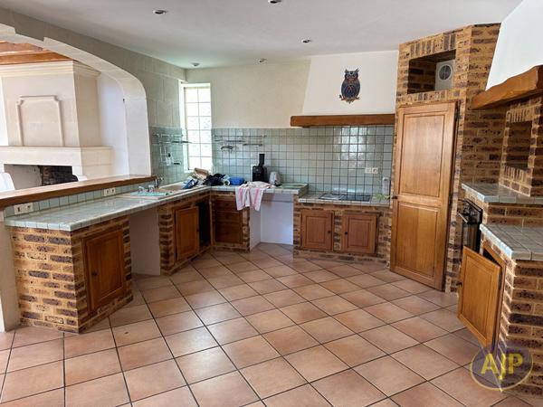 Vente maison Pons : 325 000 € - AJP Immobilier Pons