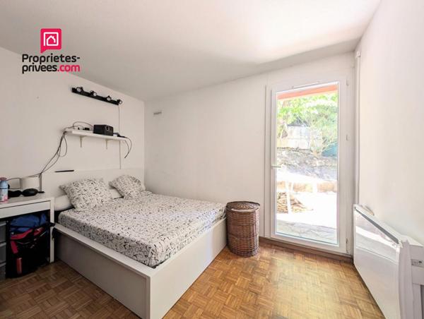 Appartement Marseille 13009  4 pièce(s) 90 m2