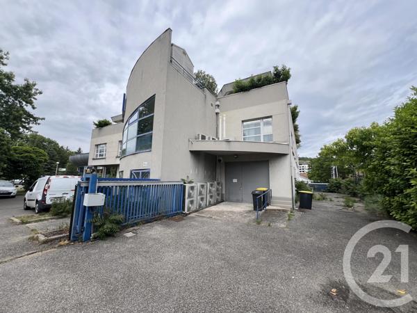 à vendre  185 m2 VOIRON - 38