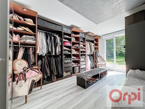 Maison à vendre    8 pièces •  Lamorlaye