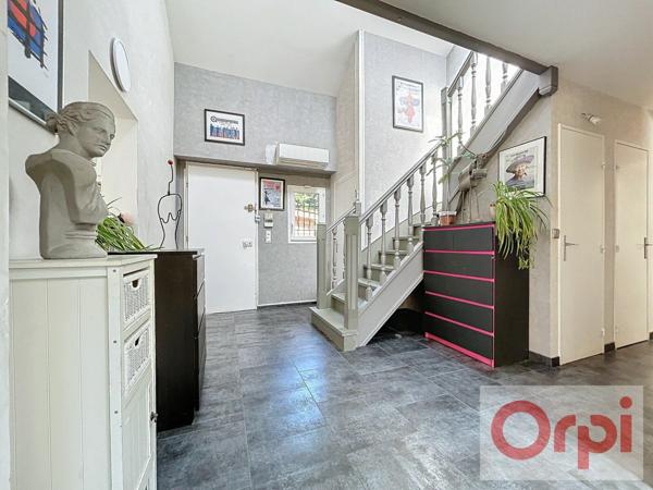 Maison à vendre    8 pièces •  Lamorlaye