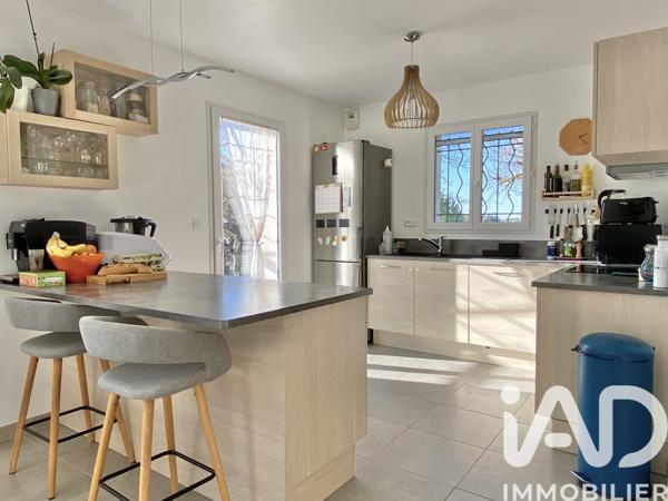 Maison à vendre 5 pièces 112 m² Trets