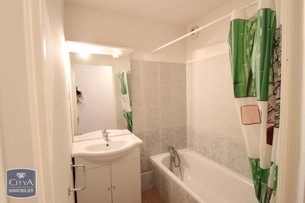 Appartement à louer 2 pièces 47.94m²