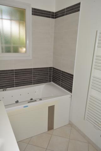 SUPERBE VILLA CONCEPT ORIGINAL 149 M² HAB SUR 660 M² DE TERRAIN