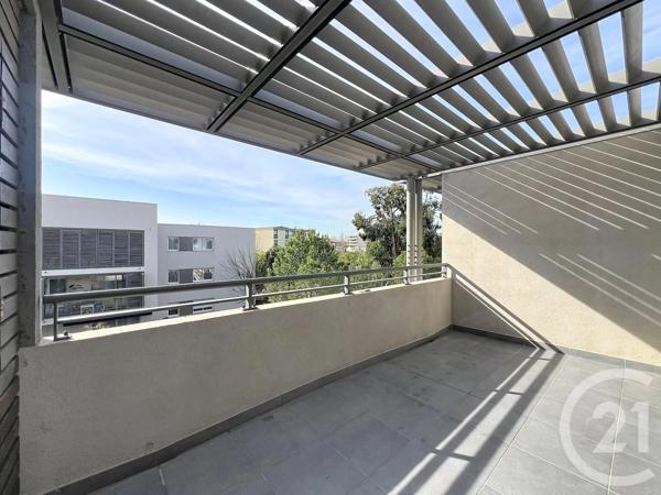 Appartement F3 à vendre  3 pièces - 67,18 m 2   FREJUS  - 83