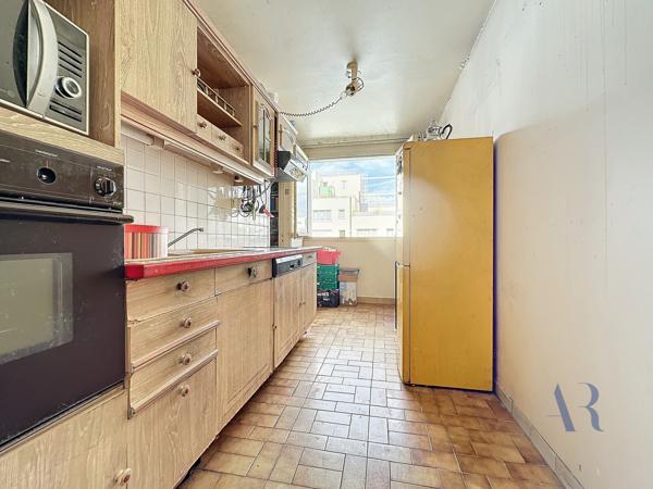 Le Kremlin-Bicêtre (94270) Appartement familial de 74m2 avec Loggia + Cave + Box