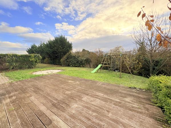 Boves (80440) BOVES-7 PIECES-150m²