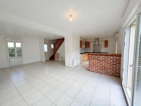 Boves (80440) BOVES-7 PIECES-150m²