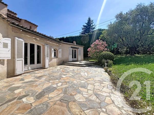 Maison à vendre  5 pièces - 154,20 m 2   MOUGINS  - 06