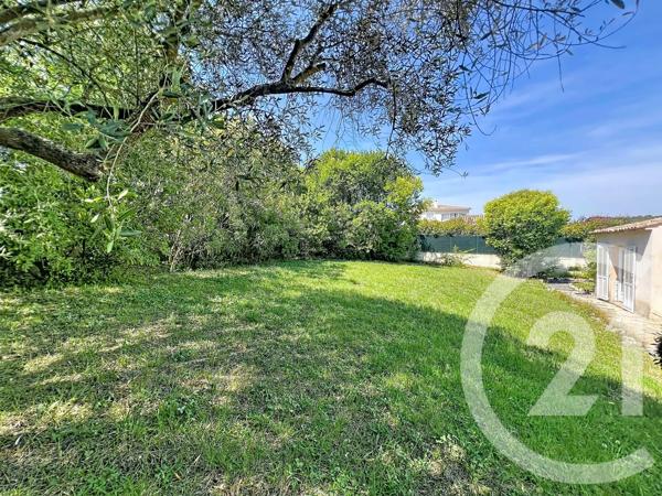 Maison à vendre  5 pièces - 154,20 m 2   MOUGINS  - 06
