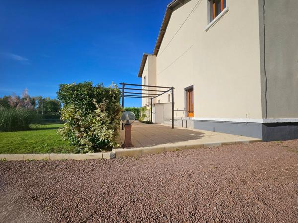 Vierzon au calme,maison individuelle de près de 130m2 sans travaux.