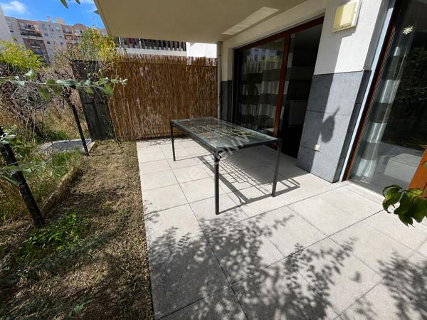 Appartement T4, 85m2 en rez-de-terrasse - Maison Neuve, Villeurbanne, frontière Lyon 3ème
