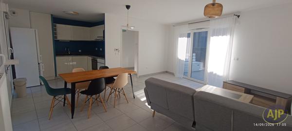 Appartement à louer Pessac : 4 pièces, 84m² avec 3 chambre(s) à 1 460€ - AJP Immobilier Pessac