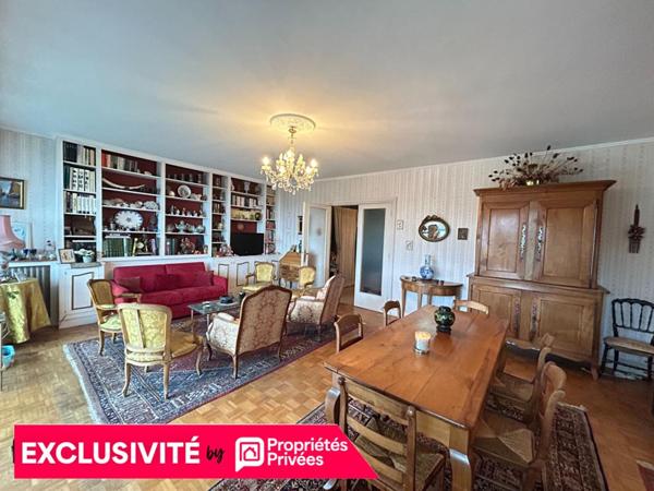 Appartement de standing  dans résidence sécurisée avec vue exceptionnelle sur Lyon