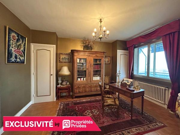 Appartement de standing  dans résidence sécurisée avec vue exceptionnelle sur Lyon