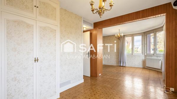 Massy – Quartier Vilmorin : rare maison à réinventer, à deux pas de la gare RER et TGV