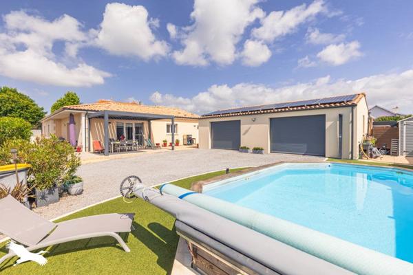 Maison à vendre 436 995 € Tonnay-Charente 5 p 147 m² DPE A