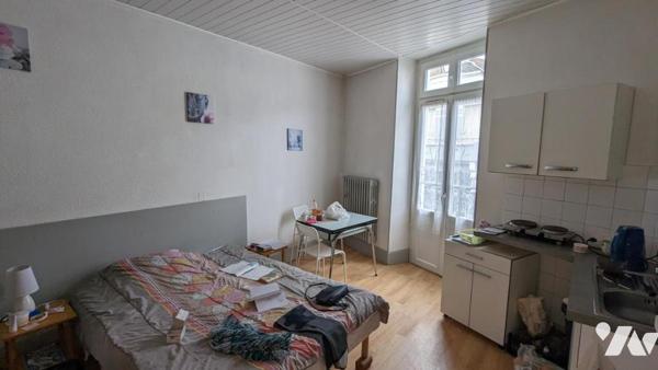 VENTE IMMEUBLE  Et fonds de Commerce de Meublé à VICHY Quartier Thermal