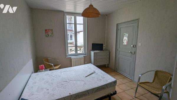 VENTE IMMEUBLE  Et fonds de Commerce de Meublé à VICHY Quartier Thermal