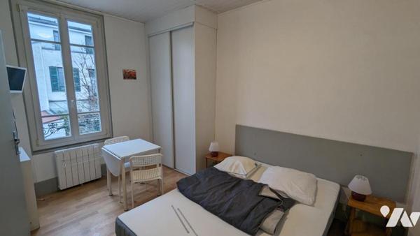 VENTE IMMEUBLE  Et fonds de Commerce de Meublé à VICHY Quartier Thermal