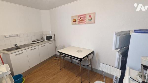 VENTE IMMEUBLE  Et fonds de Commerce de Meublé à VICHY Quartier Thermal