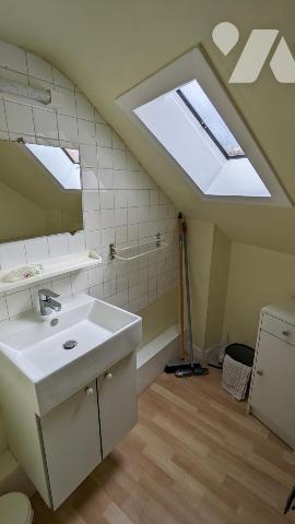 VENTE IMMEUBLE  Et fonds de Commerce de Meublé à VICHY Quartier Thermal