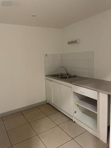 Local commercial à louer à Mâcon en Saône-et-Loire (71000), ref : 13779/960   
CENTRE VILLE