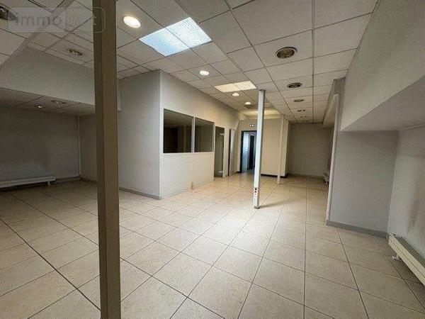 Local commercial à louer à Mâcon en Saône-et-Loire (71000), ref : 13779/960   
CENTRE VILLE