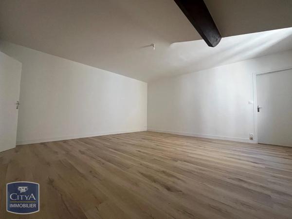 Appartement à louer 2 pièces 52.07m² Chartres (28000)