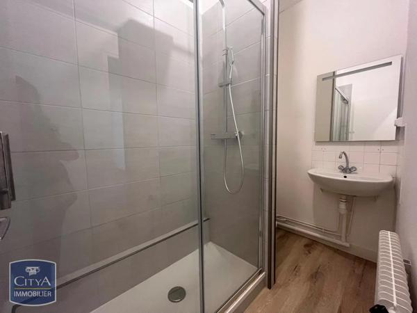 Appartement à louer 2 pièces 52.07m² Chartres (28000)