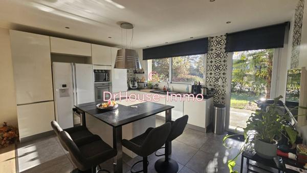 Maison à vendre 6 pièces de 151 m²