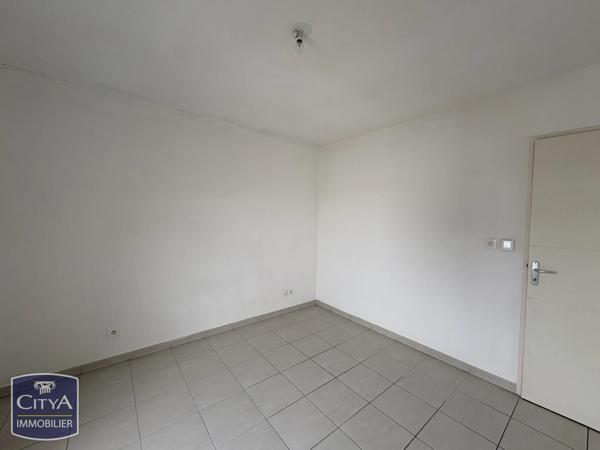 Appartement à vendre 2 pièces 44m² Décines-Charpieu (69150)