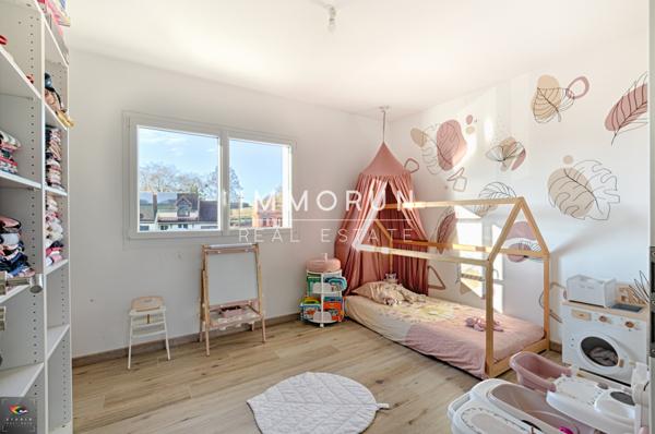 Menskirch (57320) Maison contemporaine 153 m² – 5 chambres – Terrain de 30 ares avec étang