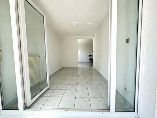 A SAISIR SUR BAGNOLS SUR CEZE (30)  MAGNIFIQUE APPARTEMENT DE 64 M²