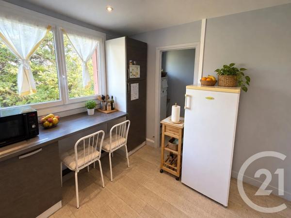 Appartement F3 à vendre  3 pièces - 65,36 m 2   AUBERGENVILLE  - 78