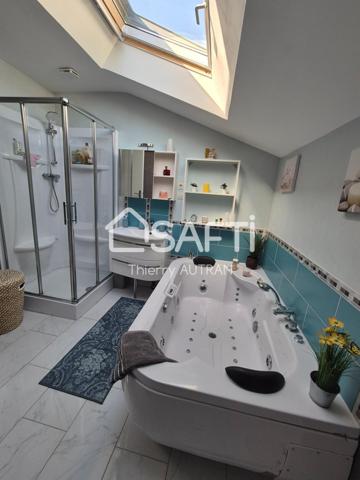 Maison habitable sans travaux et entièrement rénovée par un artisan.