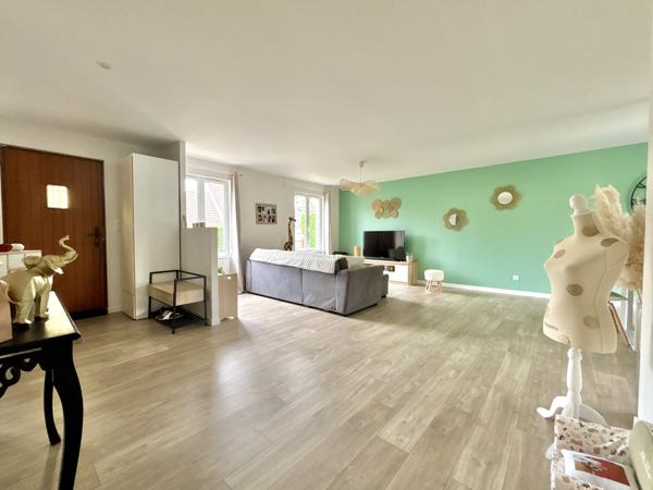 Maison 5 pièces - 126 m² Exclusivité efficity