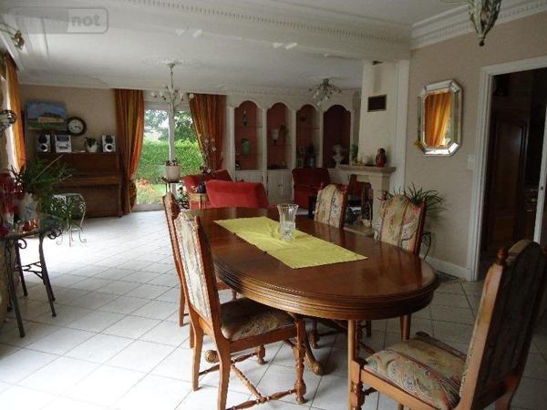 Maison à vendre à Saint-James dans la Manche (50240), ref : 398