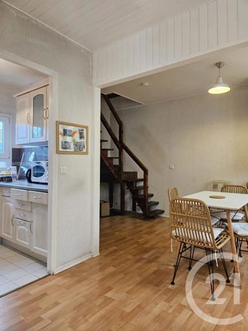 Maison à vendre  8 pièces - 120,22 m 2   ISSY LES MOULINEAUX  - 92