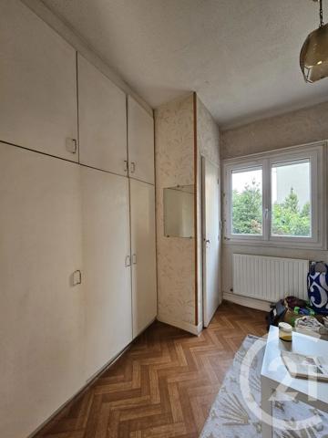 Maison à vendre  8 pièces - 120,22 m 2   ISSY LES MOULINEAUX  - 92